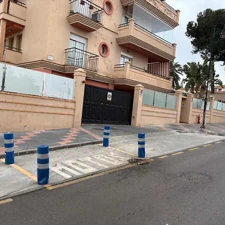 Nuevo Con Parking Y Piscina Gratis