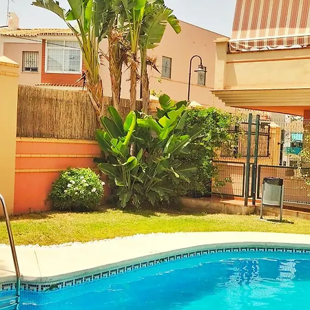 Nuevo Con Parking Y Piscina Gratis フエンヒロラ